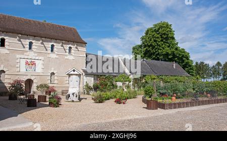 Hofgebäude Nebengebäude Chateau du Rivau Stockfoto