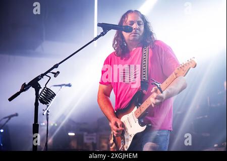 Manchester, Großbritannien. Juli 2024. Adam Granduciel, David Hartley, Robbie Bennett, Charlie Hall, Jon Natchez, Anthony LaMarca und Eliza Hardy Jones von Th Stockfoto