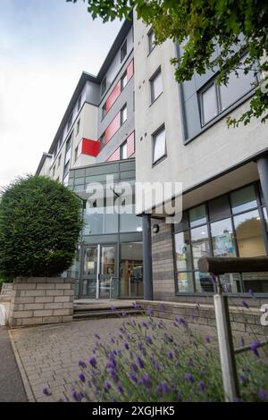 Unite Students bietet Studentenunterkünfte in Medway, Kent, in der Nähe des Campus in Chatham. Bekannt als Pier Quays, liegen die Wohnungen in der Nähe des River Medway und der Städte Gillingham, Chatham, Rainham und Strood. Stockfoto