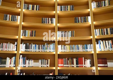 Abu Dhabi, VAE Vereinigte Arabische Emirate - Qasr Al Watan, Bibliothek im Präsidentenpalast. Stockfoto