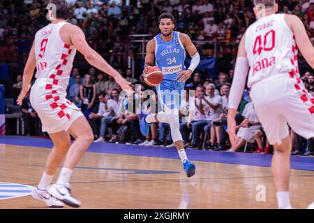 Piräus, Griechenland. Juli 2024. Giannis Antetokounmpo aus Griechenland im Finale des Olympischen Qualifikationsturniers zwischen Griechenland und Kroatien im Stadion für Frieden und Freundschaft. Endergebnis: Griechenland 80-69 Kroatien. (Foto: Nicholas Müller/SOPA Images/SIPA USA) Credit: SIPA USA/Alamy Live News Stockfoto