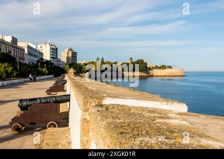 La Candelaria Bastion und Parque Genoves, Altstadt, cadiz, spanien. Stockfoto