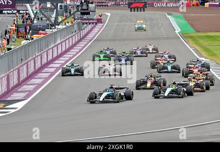 Towcester, Großbritannien. Juli 2024. Der Start des Formel 1 Qatar Airways Grand Prix in Silverstone, Towcester, Northamptonshire, Großbritannien. Quelle: LFP/Alamy Live News Stockfoto