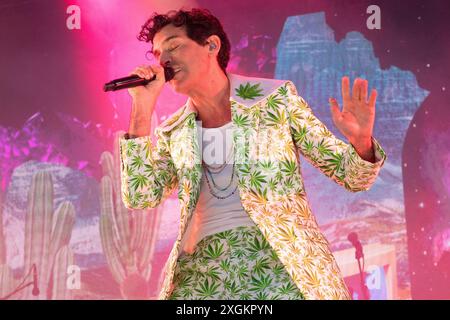 London, Großbritannien. Juli 2024. Mika (* Michael Holbrook Penniman Jr.) tritt bei Kew the Music in Kew Gardens auf. Quelle: Justin Ng/Alamy Live News Stockfoto