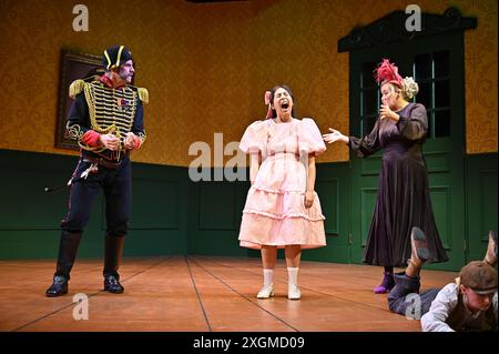 DER INSPEKTOR DES GOUVERNEURS IM MARYLEBONE THEATRE LONDON Stockfoto