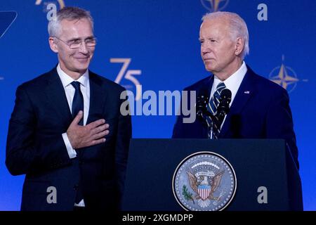Washington DC, USA 20240710. NATO-Generalsekretär Jens Stoltenberg wurde von US-Präsident Joe Biden mit der „President's Medal of Freedom“ ausgezeichnet. Er erhielt sie bei der Eröffnung des NATO-Gipfels in Washington für seine Bemühungen als NATO-Generalsekretär. Foto: Javad Parsa / NTB Stockfoto