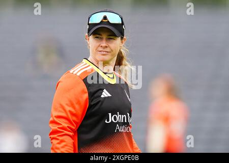 Cheltenham, Vereinigtes Königreich, 10. Juli 2024. Die Blaze's Tammy Beaumont während des Rachael Heyhoe Flint Trophy Spiels zwischen Western Storm und Blaze. Quelle: Robbie Stephenson/Western Storm/Alamy Live News Stockfoto