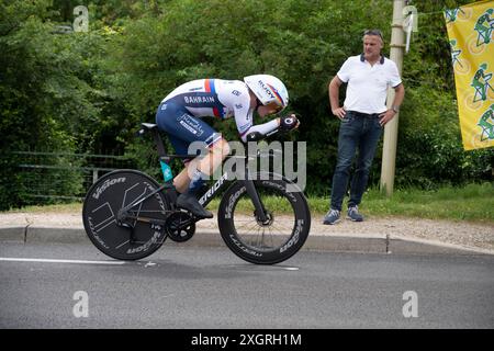 Matej Mohoric, Bahrain-siegreich, 2024 Tour de france Stage 7 Zeitlauf von Nuits-Saint-Georges nach Gevrey-Chambertin, Burgund, Frankreich. Stockfoto