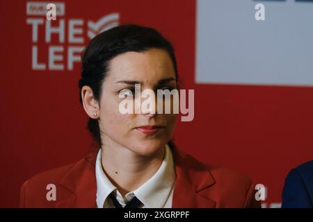 Brüssel, Belgien Juli 2024. Jean-Luc Melenchon, der Gründer der LFI-Partei La France Insoumise, hält am 10. Juli 2024 eine Pressekonferenz im Europäischen Parlament in Brüssel (Belgien). Credit: ALEXANDROS MICHAILIDIS/Alamy Live News Stockfoto