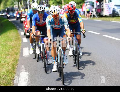 Le Lioran, Frankreich. Juli 2024. Der britische Oscar Onley vom Team DSM-Firmenich PostNL wurde am Mittwoch, den 10. Juli 2024, während der 11. Etappe des Tour de France-Rennens 2024 von Evaux-les-Bains nach Le Lioran (211 km) in Aktion gezeigt. Die 111. Ausgabe der Tour de France beginnt am Samstag, den 29. Juni und endet am 21. Juli in Nizza. BELGA FOTOPOOL LUCA BETTINI Credit: Belga Nachrichtenagentur/Alamy Live News Stockfoto