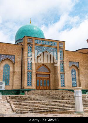 Hazrati Imam Complex, in Taschkent, Usbekistan - Porträtaufnahme Stockfoto