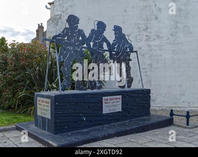 Die Brothers Skulptur von Brian Brown, eine Hommage an das Kohlebergbauerbe von Seaham, County Durham, England Stockfoto