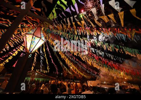Rodelas, bahia, brasilien - 15. juni 2024: Ballon in der Dekoration der Sao Joao Feiern in der Stadt Rodelas. Stockfoto