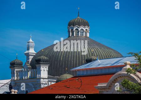 Blick auf die 1909 eröffnete Zentralsynagoge von Sofia, Bulgarien, ist sie der größte jüdische Tempel auf dem Balkan Stockfoto