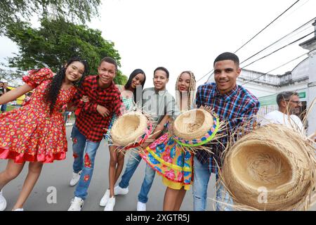 Johannes-Feierlichkeiten in Bahia conceicao do almeida, bahia, brasilien - 23. juni 2024: Die Menschen feiern die Feierlichkeiten von Sao Joao in Bahia. CONCEICAO DO ALMEIDA BAHIA BRASILIEN COPYRIGHT: XJOAXSOUZAX 230624JOA479 Stockfoto