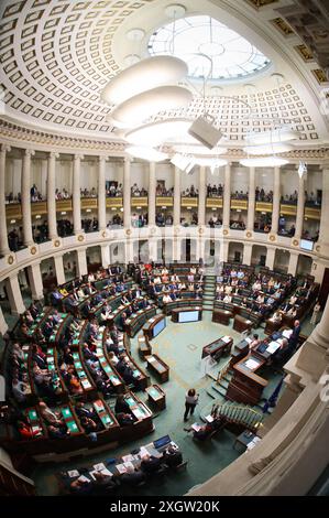 Brüssel, Belgien Juli 2024. Bild einer Plenartagung der Kammer im Bundesparlament in Brüssel am Mittwoch, den 10. Juli 2024. BELGA PHOTO VIRGINIE LEFOUR Credit: Belga News Agency/Alamy Live News Stockfoto