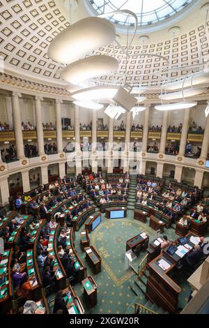 Brüssel, Belgien Juli 2024. Bild einer Plenartagung der Kammer im Bundesparlament in Brüssel am Mittwoch, den 10. Juli 2024. BELGA PHOTO VIRGINIE LEFOUR Credit: Belga News Agency/Alamy Live News Stockfoto