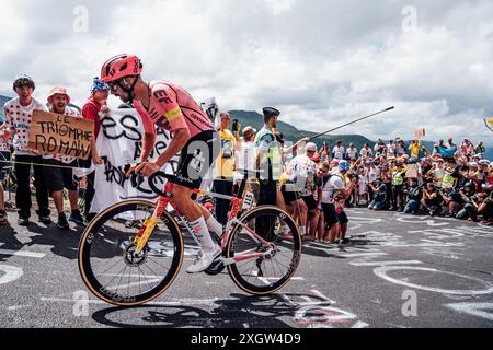 Bild von Zac Williams/SWpix.com - 10/07/2024 - Radfahren - 2024 Tour de France - Stage 11 Evaux-les-Bains - Le Lioran, Frankreich - Ben Healy, EF Education Easypost. Quelle: SWpix/Alamy Live News Stockfoto