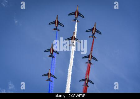 Paris, Frankreich. Juli 2024. Kriegsflugzeuge nehmen am 10. Juli 2024 an der letzten Probe für den Fliegenflug in Paris Teil. Foto: Firas Abdullah/ABACAPRESS. COM Credit: Abaca Press/Alamy Live News Stockfoto