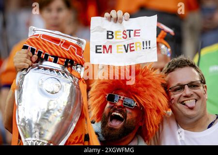 Dortmund - 10.07.2024, Fans beim Halbfinalspiel der UEFA EURO 2024 zwischen den Niederlanden und England im BVB Stadion Dortmund am 10. Juli 2024 in Dortmund. ANP KOEN VAN WEEL Stockfoto