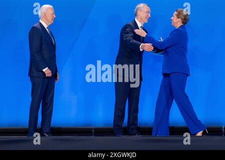 Washington DC, USA 20240710. NATO-Generalsekretär Jens Stoltenberg, US-Präsident Joe Biden und dänische Premierministerin Mette Frederiksen während eines Gruppenfotos beim NATO-Gipfel in Washington. Foto: Javad Parsa / NTB Stockfoto