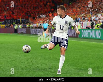 Dortmund, Deutschland. Juli 2024. Fußball, UEFA Euro 2024, Europameisterschaft, Niederlande - England, Endrunde, Halbfinale, Dortmund-Stadion, Englands Kieran Trippier in Aktion. Quelle: Friso Gentsch/dpa/Alamy Live News Stockfoto