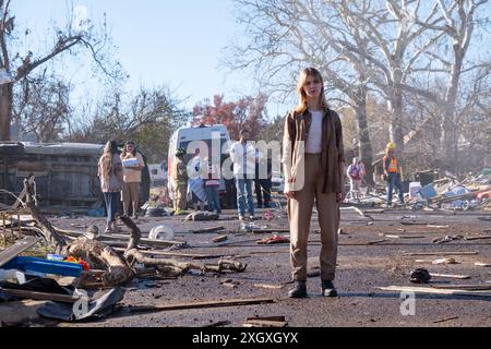 ERSCHEINUNGSDATUM: 19. Juli 2024. TITEL: Twister. STUDIO: Universelle Bilder. REGIE: Lee Isaac Chung. HANDLUNG: Ein Update des Films „Twister“ aus dem Jahr 1996, der sich auf ein Paar Sturmjäger konzentrierte, die ihr Leben riskieren, um ein experimentelles Wetterwarnsystem zu testen. DIE HAUPTROLLE: DAISY EDGAR-JONES als Kate Cooper. (Credit Image: © Universal Pictures/Entertainment Pictures/ZUMAPRESS.com) NUR REDAKTIONELLE VERWENDUNG! Nicht für kommerzielle ZWECKE! Stockfoto