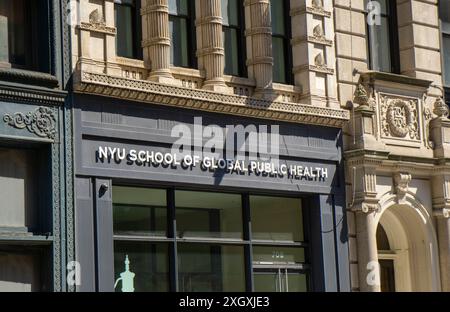 New York University School of Global Public Health, Gebäude außen, Greenwich Village, New York City, New York, USA Stockfoto