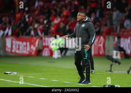 Porto Alegre, Brasilien. Juli 2024. RS - PORTO ALEGRE - 10/07/2024 - COPA DO BRASIL 2024, INTERNACIONAL x JUVENTUDE - Juventude Trainer Roger Machado während des Spiels gegen Internacional im Beira-Rio Stadion für die Copa do Brasil 2024 Meisterschaft. Foto: Maxi Franzoi/AGIF (Foto: Maxi Franzoi/AGIF/SIPA USA) Credit: SIPA USA/Alamy Live News Stockfoto