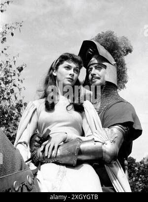 MAUREEN SWANSON als Elaine und ROBERT TAYLOR als Lancelot in KNIGHTS OF THE ROUND TABLE 1953 Regisseur RICHARD THORPE nach Le Morte D'Arthur von Sir Thomas Malory Miklos Rozsa Kostüme Roger K. Furse Metro Goldwyn Mayer (MGM) Stockfoto