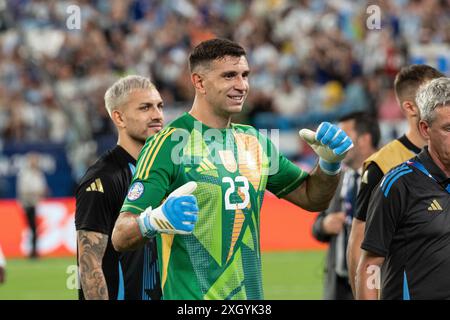 East Rutherford, New Jersey, USA. Juli 2024. Torhüter Emiliano Martinez (23) aus Argentinien feiert nach dem Halbfinalspiel von CONMEBOL Copa America 2024 gegen Kanada im MetLife Stadium in East Rutherford, NJ Argentinien gewann mit 2:0 und erreichte das Finale. (Kreditbild: © Lev Radin/Pacific Press via ZUMA Press Wire) NUR REDAKTIONELLE VERWENDUNG! Nicht für kommerzielle ZWECKE! Stockfoto