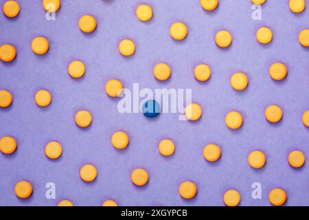 Konzept der Individualität, Führungsposition oder des Wettbewerbs der Kandidaten für die Personalbeschaffung in der Wirtschaft. Stockfoto