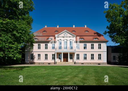 Schloss Criewen im Lenne-Park, Nationalpark Unteres Odertal, Criewen, Uckermark, Brandenburg, Deutschland, Europa Stockfoto