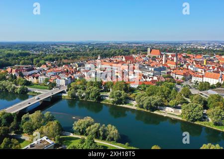 Luftaufnahme von Ingolstadt bei schönem Wetter Stockfoto