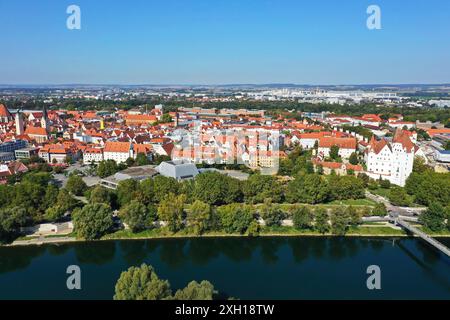 Luftaufnahme von Ingolstadt bei schönem Wetter Stockfoto