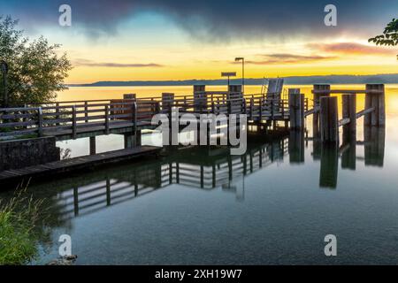 Sonnenaufgang in Bernried am Starberger See Stockfoto