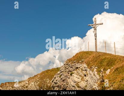 Seceda Gipfelkreuz, Gröden, Südtirol Stockfoto