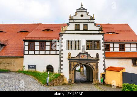 Präsidiert majestätisch das Müglitztal Sachsen. Stockfoto