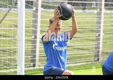 Sankt Petersburg, Russland. Juli 2024. Juri Gorschkow, vom Fußballverein Zenit, der während eines offenen Trainings in der Trainingsbasis Zenit FC in Sankt Petersburg vor dem Fußballspiel Zenit Sankt Petersburg – Krasnodar, Olimpbet Russischer Fußball-Supercup 2024, das in Wolgograd ausgetragen wird, zu sehen war. (Foto: Maksim Konstantinov/SOPA Images/SIPA USA) Credit: SIPA USA/Alamy Live News Stockfoto