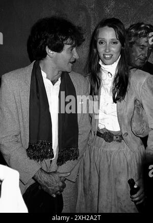 Shelley Duvall ist gestorben. Shelley Duvall & Robin Williams nahmen an einer Party Teil, die die Veröffentlichung von TIME BANDITS in der Underground Disco in New York City feierte. Januar 1981 Credit: Walter McBride/MediaPunch Stockfoto