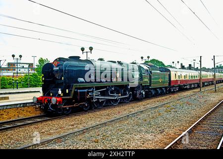 West Country Class Lokomotive Nr. 34046 Braunton in York Station, Yorkshire, England, 3. Juni 2024 Stockfoto