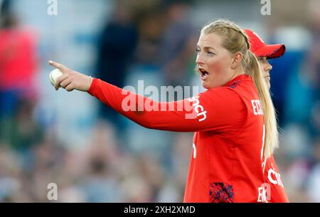 Sophie Ecclestone der England Women's bei der dritten T20 International auf dem Spitfire Ground in St. Lawrence. Bilddatum: Donnerstag, 11. Juli 2024. Stockfoto