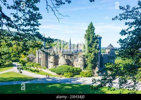 Kassel: Löwenburg im Park Bergpark Wilhelmshöhe in Nordhessen, Hessen, Deutschland Stockfoto