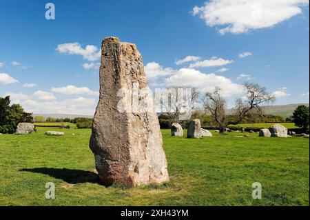 Prähistorische neolithischen Menhir Kreis Long Meg und ihre Töchter in der Nähe von Penrith, Cumbria, England UK. Lange Meg im Vordergrund Stockfoto