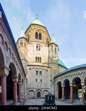 Essen: Essener Münster im Ruhrgebiet, Nordrhein-Westfalen, Deutschland Stockfoto