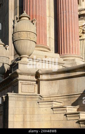 Römisch inspirierte Architektur ziert den Palace of Fine Arts in San Francisco, CA. Stockfoto