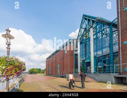 Duisburg: Kultur- und Stadthistorisches Museum Duisburg, Innenhafen im Ruhrgebiet, Nordrhein-Westfa Stockfoto