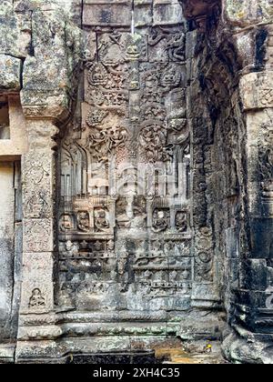 TA Prohm Tempel, ein Mahayana-buddhistisches Kloster, das Ende des 12. Jahrhunderts für den Khmer-König Jayavarman VII. In Kambodscha erbaut wurde. Stockfoto