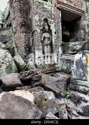 TA Prohm Tempel, ein Mahayana-buddhistisches Kloster, das Ende des 12. Jahrhunderts für den Khmer-König Jayavarman VII. In Kambodscha erbaut wurde. Stockfoto