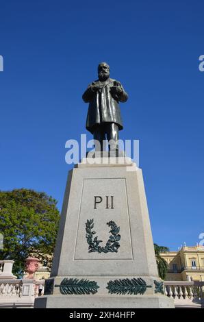 Tatue von Dom Pedro II im Stadtpark Quinta da Boa Vista. Historische Stätte, an der die königliche Familie im 19. Jahrhundert lebte Stockfoto